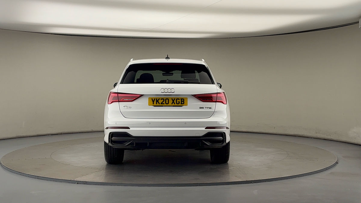 Audi Q3 Image 4