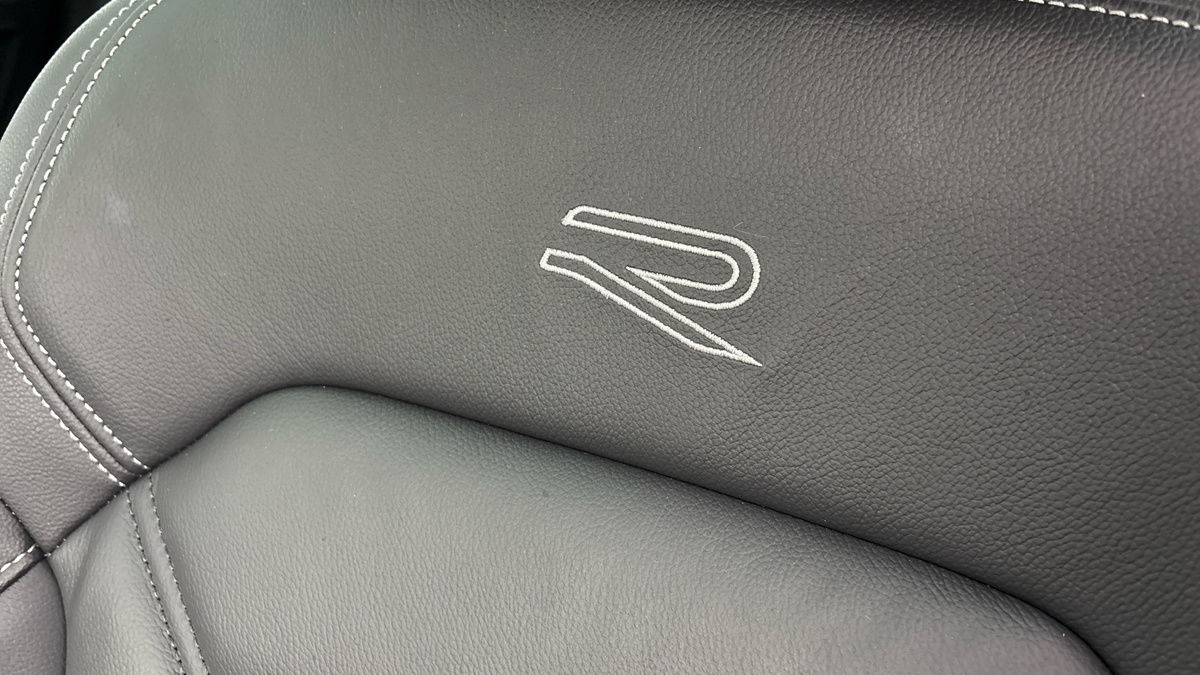 Volkswagen Touareg Image 25