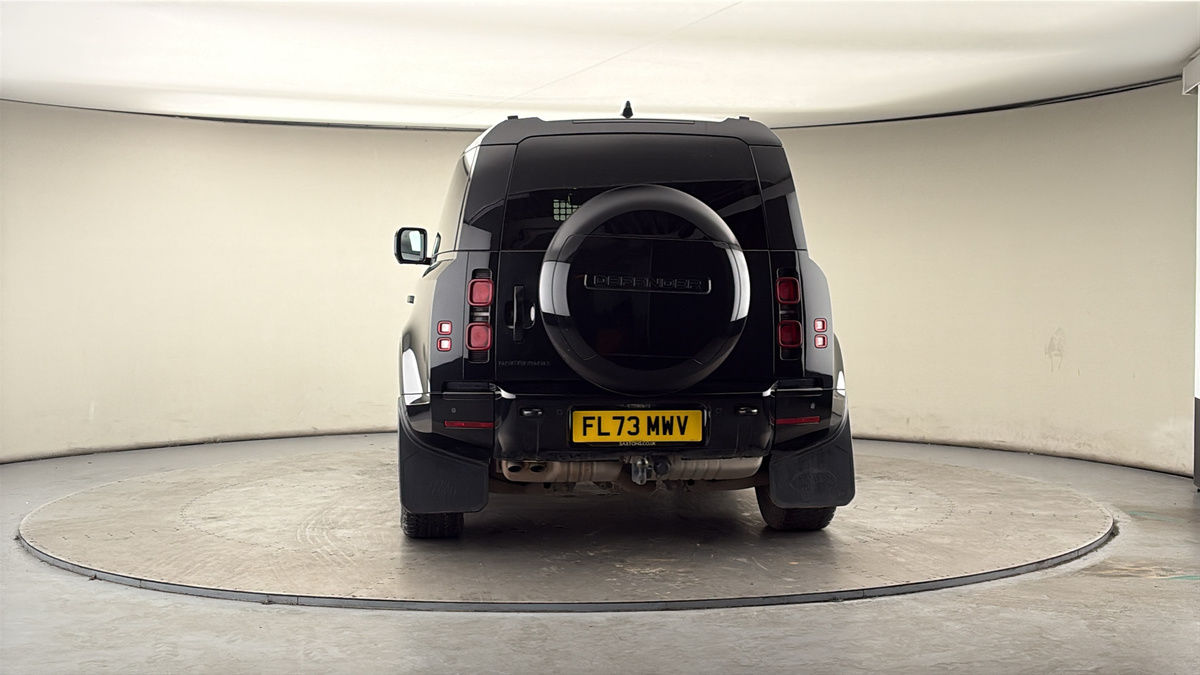 More views of Land Rover Defender 90