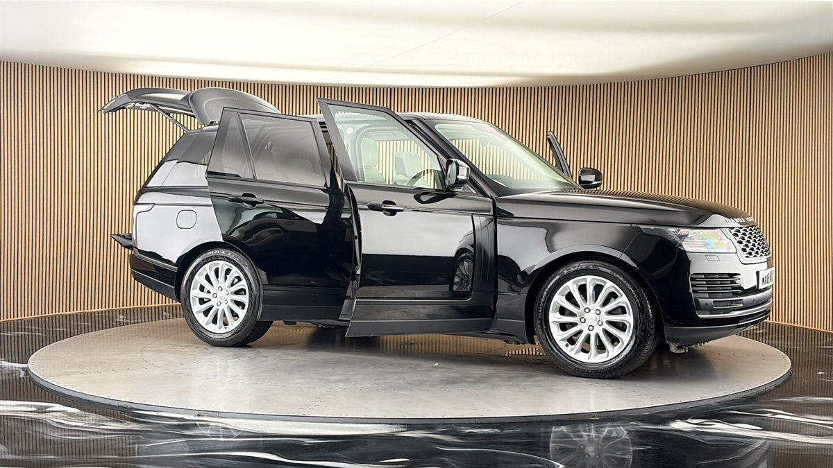 More views of Land Rover Range Rover