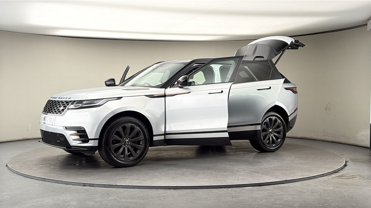 More views of Land Rover Range Rover Velar