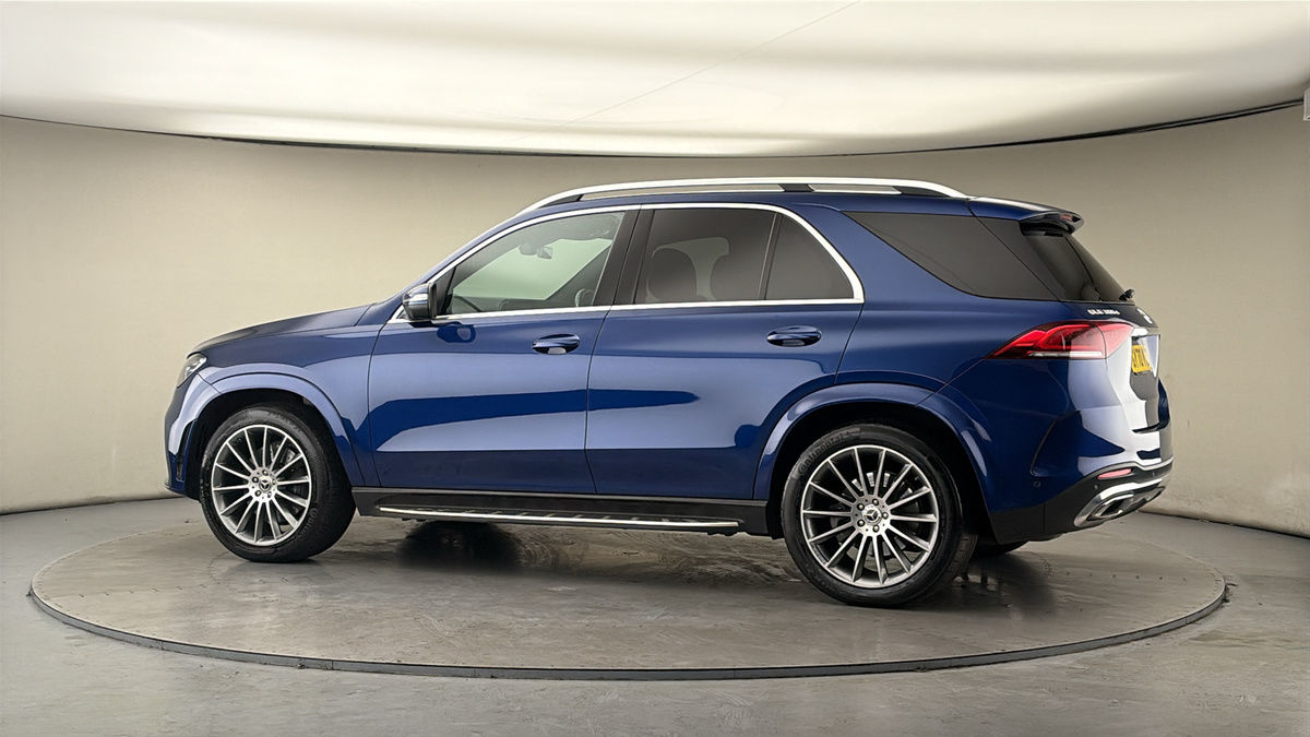 More views of Mercedes-Benz GLE