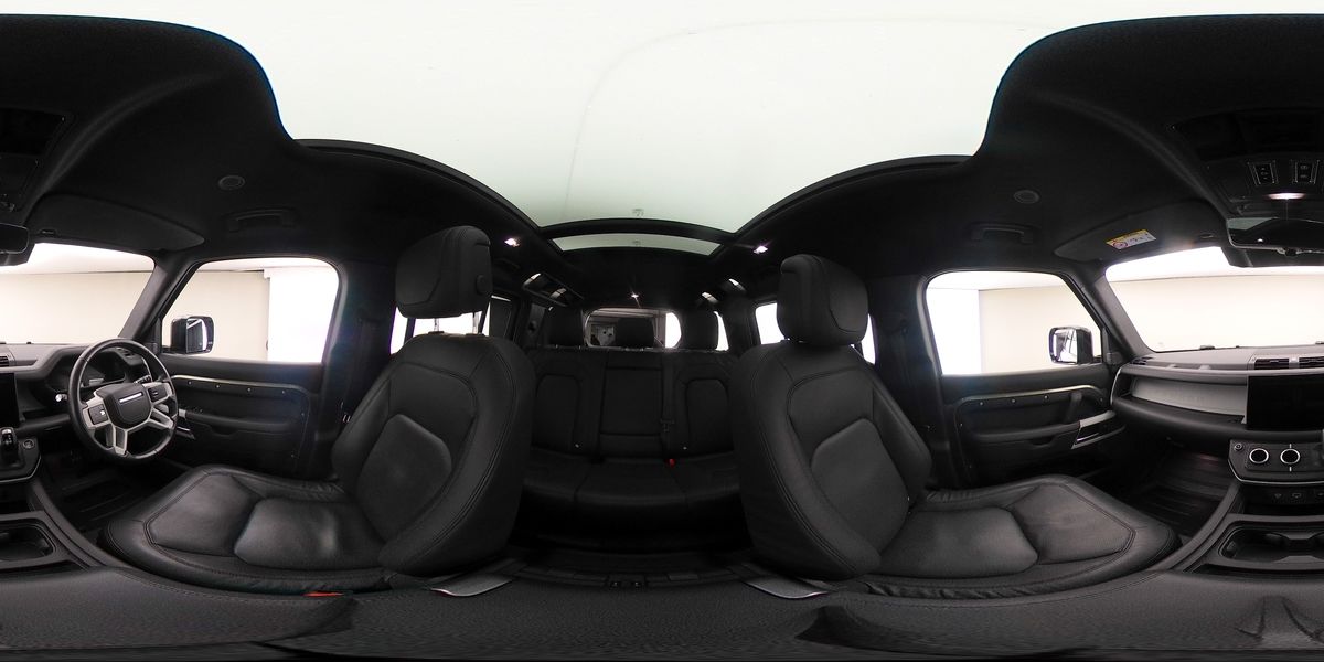 More views of Land Rover Defender 110