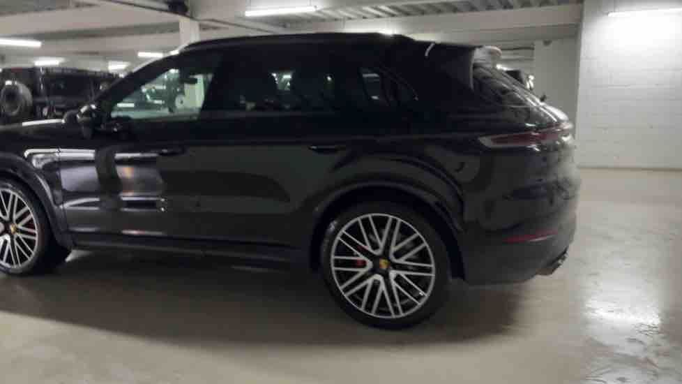 More views of Porsche Cayenne