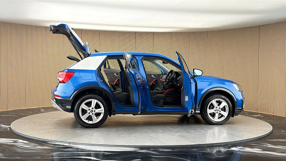 More views of Audi Q2