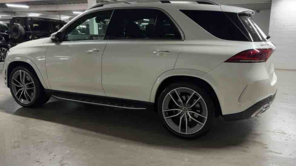 More views of Mercedes-Benz GLE