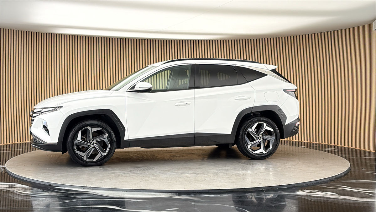 More views of Hyundai TUCSON