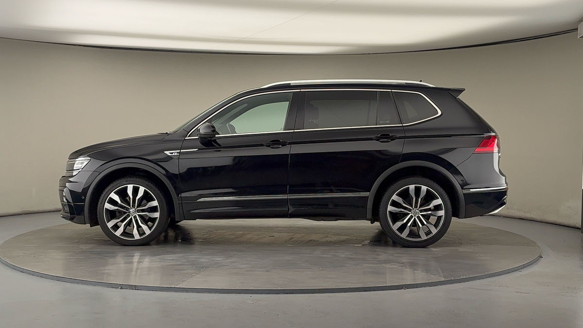 Volkswagen Tiguan Allspace Image 15