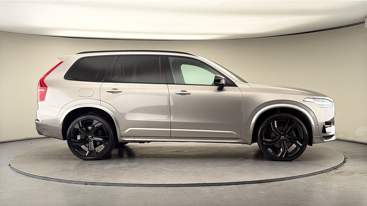 More views of Volvo XC90