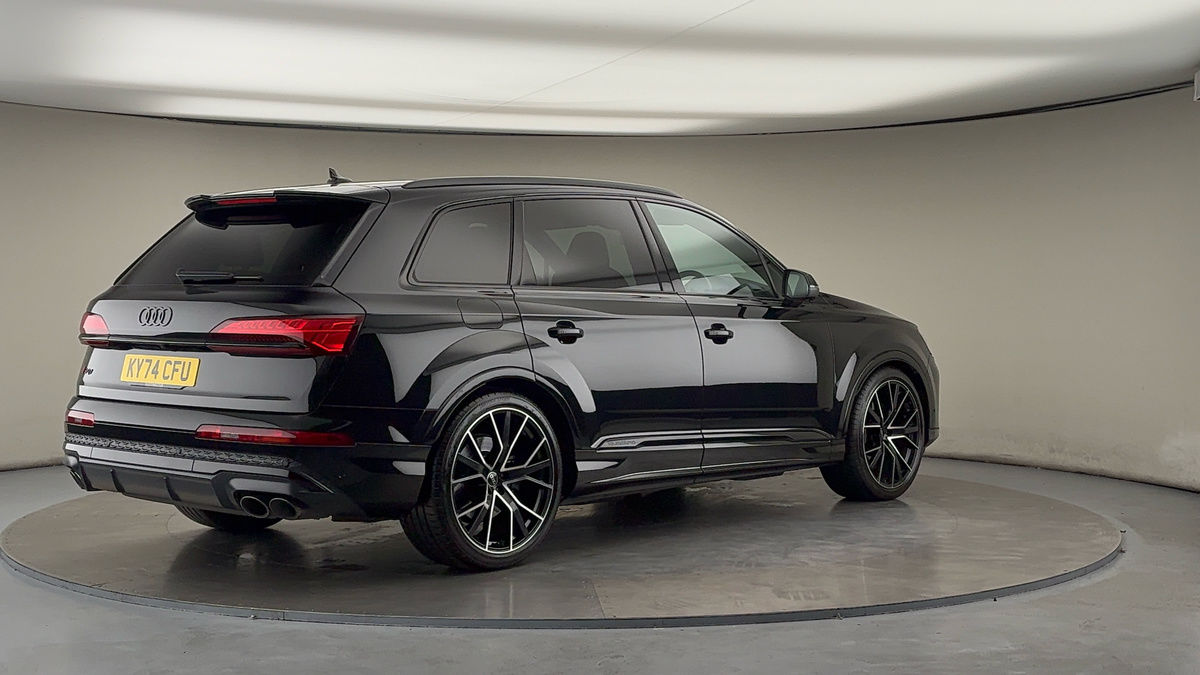 Audi SQ7 Image 21
