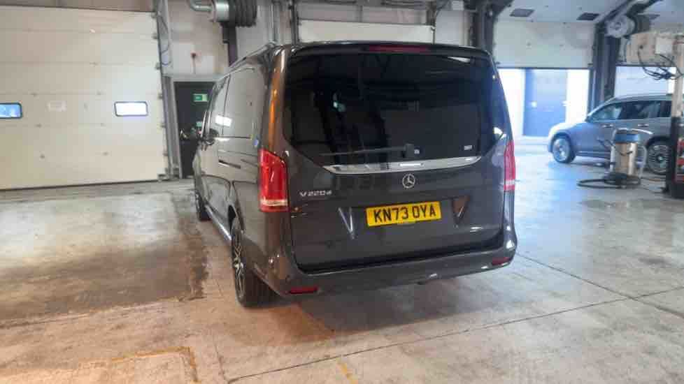 More views of Mercedes-Benz V Class