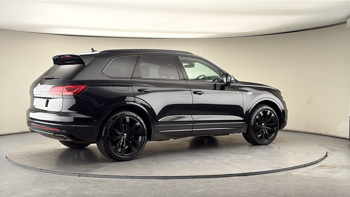 More views of Volkswagen Touareg