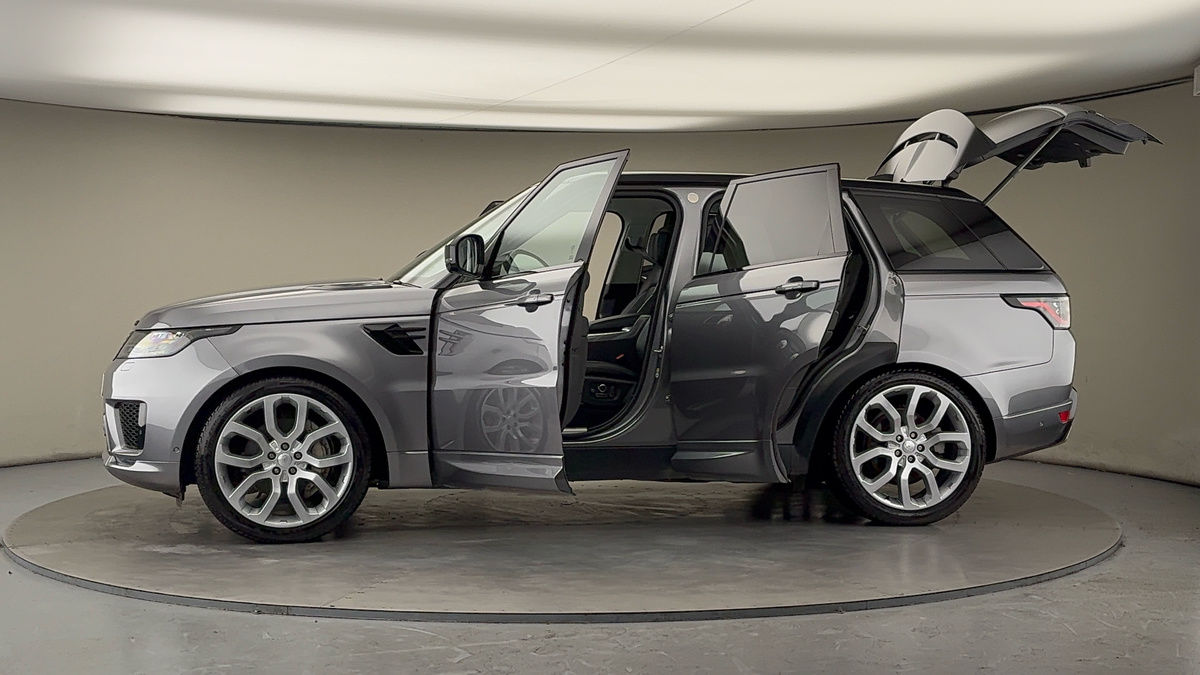 More views of Land Rover Range Rover Sport