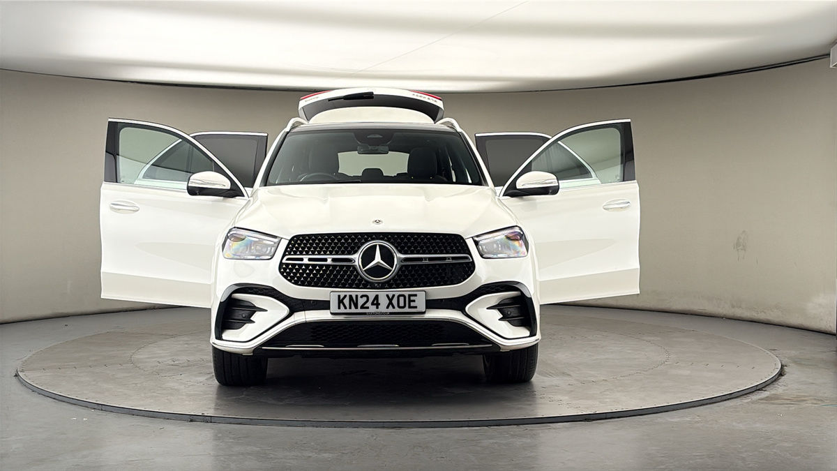 More views of Mercedes-Benz GLE