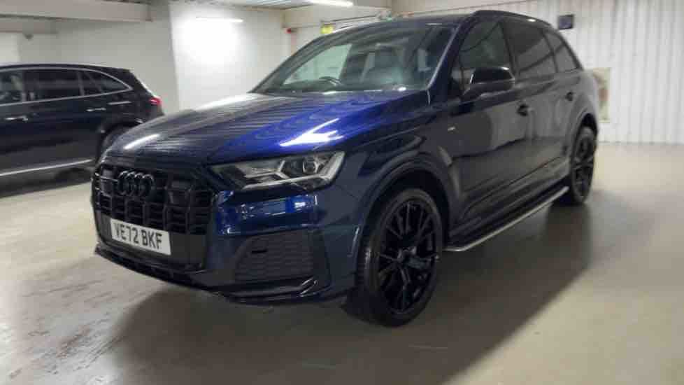 More views of Audi Q7