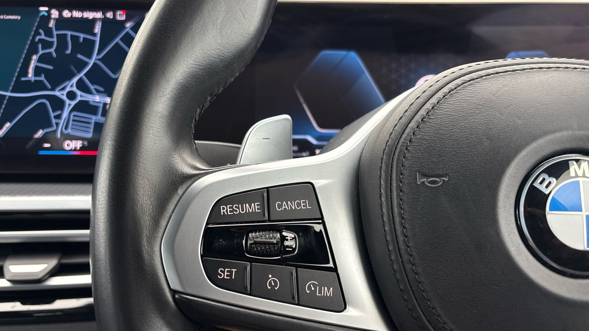 BMW 3 Series Image 13