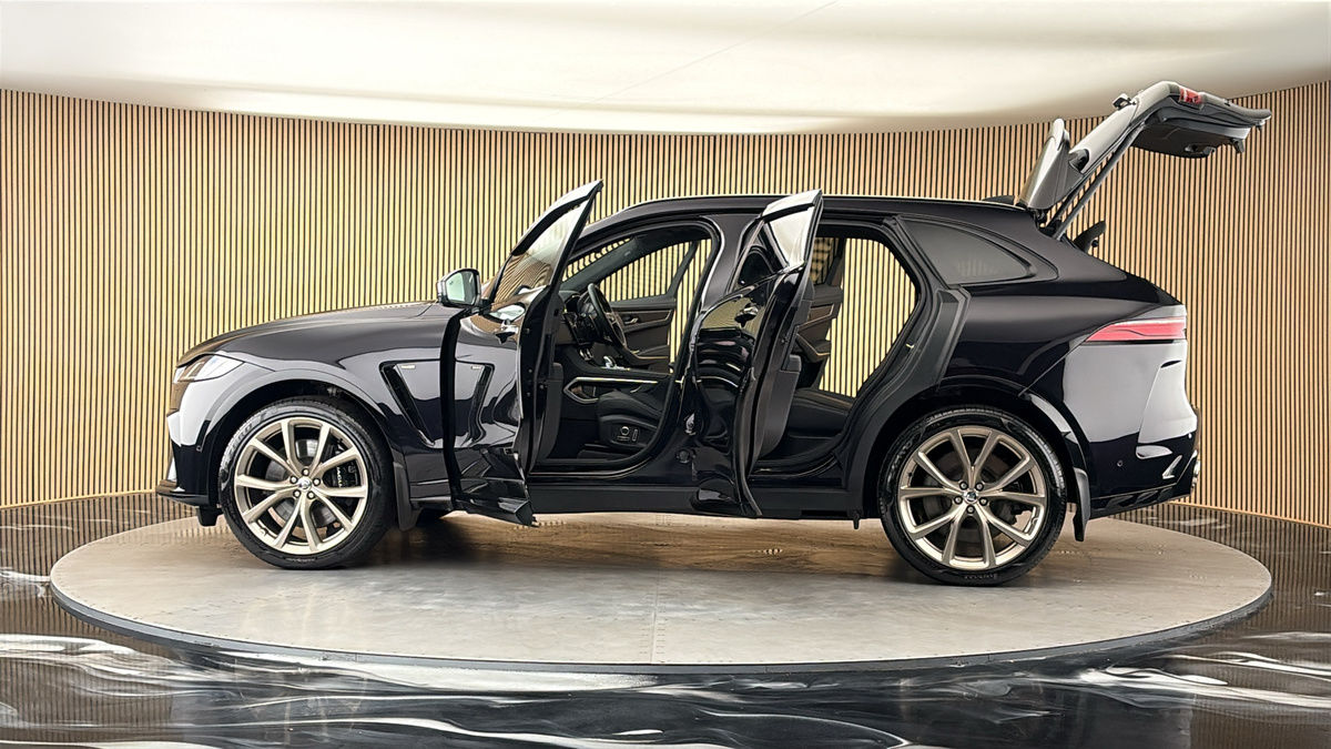 More views of Jaguar F-PACE