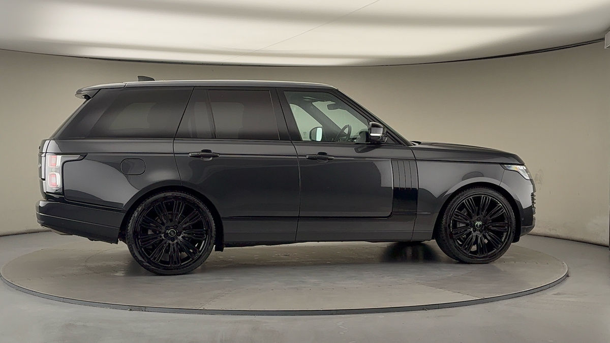 More views of Land Rover Range Rover