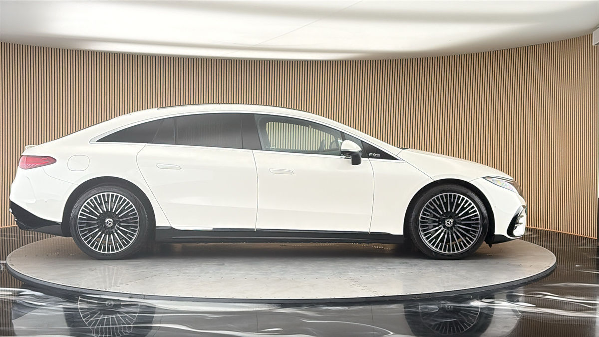 Mercedes-Benz EQS Image 16