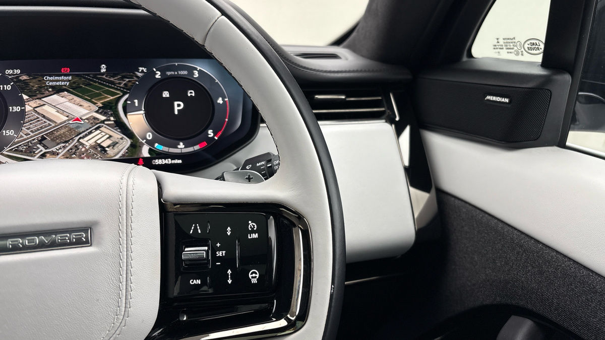 Land Rover Range Rover Sport Image 14