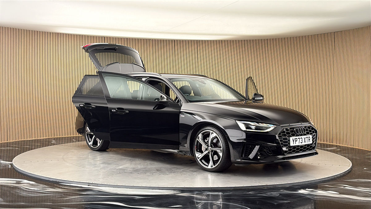 More views of Audi A4 Avant