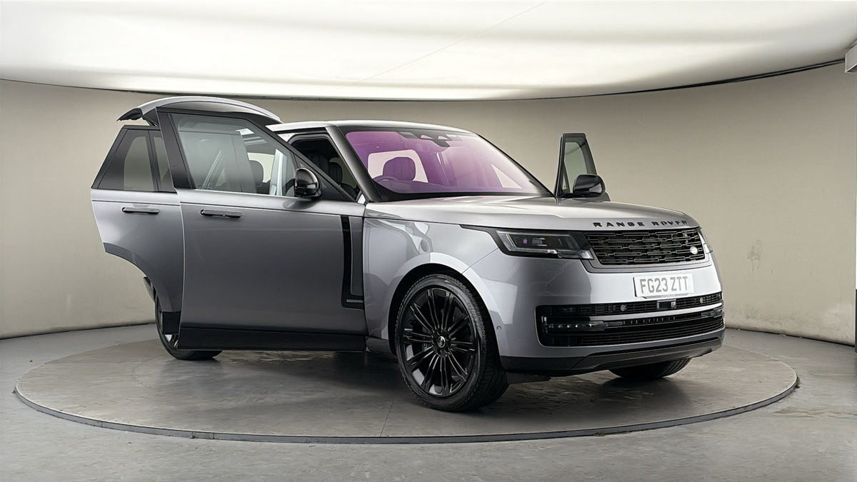 More views of Land Rover Range Rover