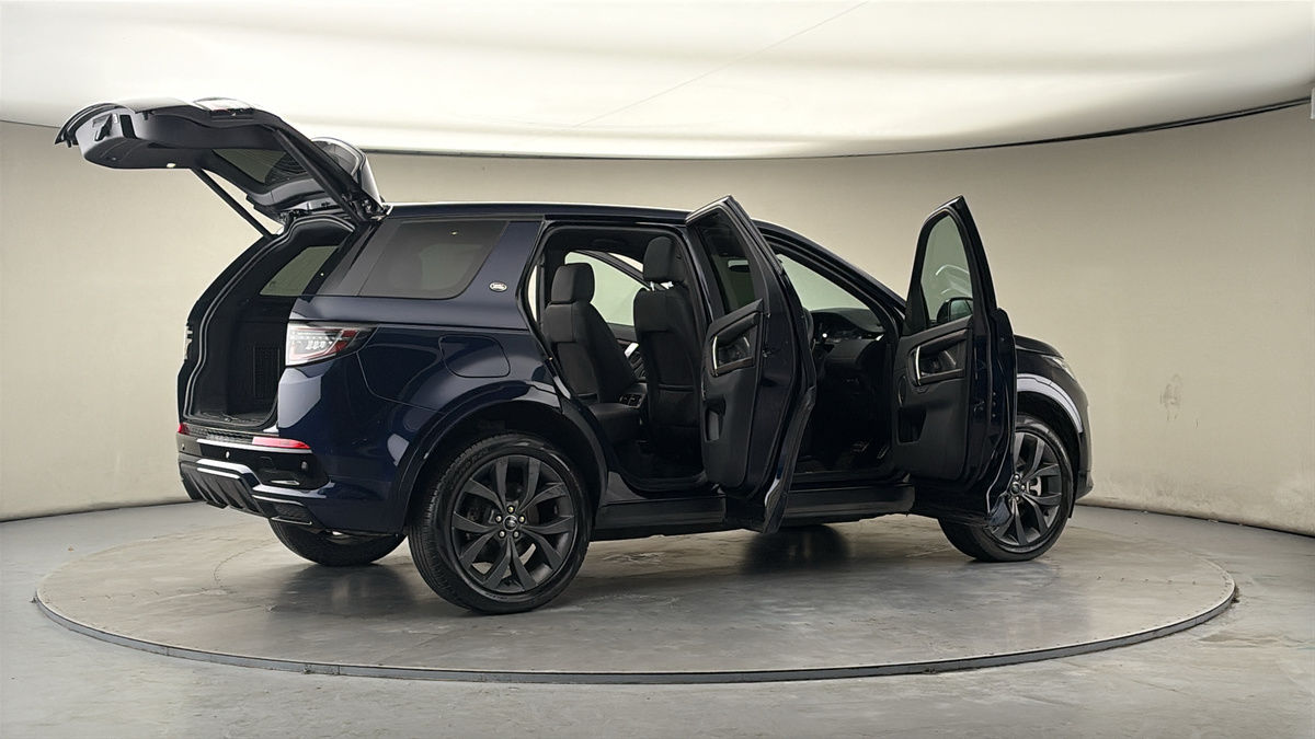 More views of Land Rover Discovery Sport