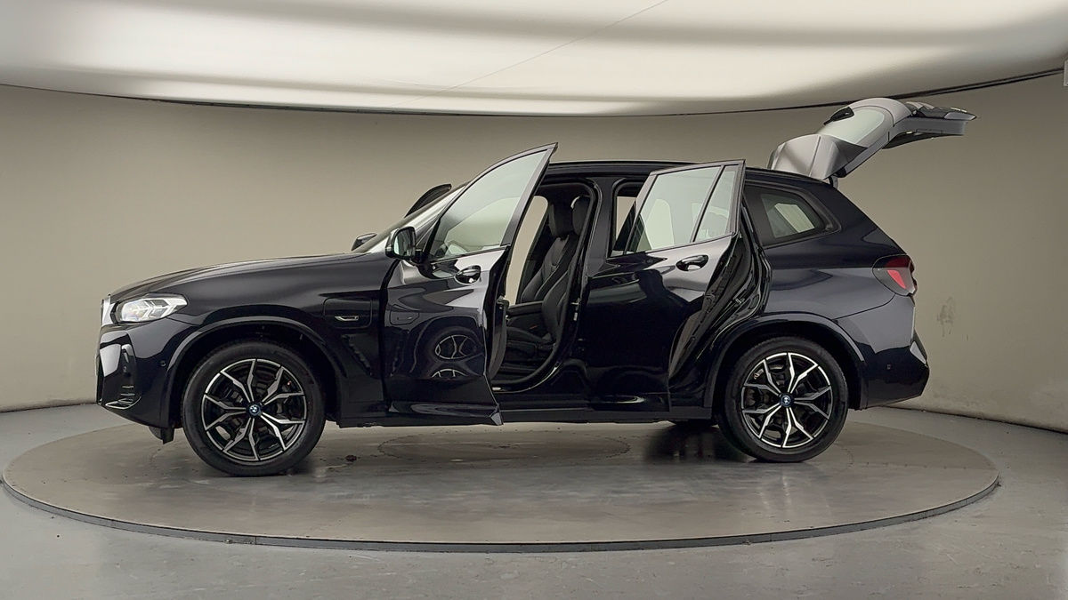 More views of BMW X3