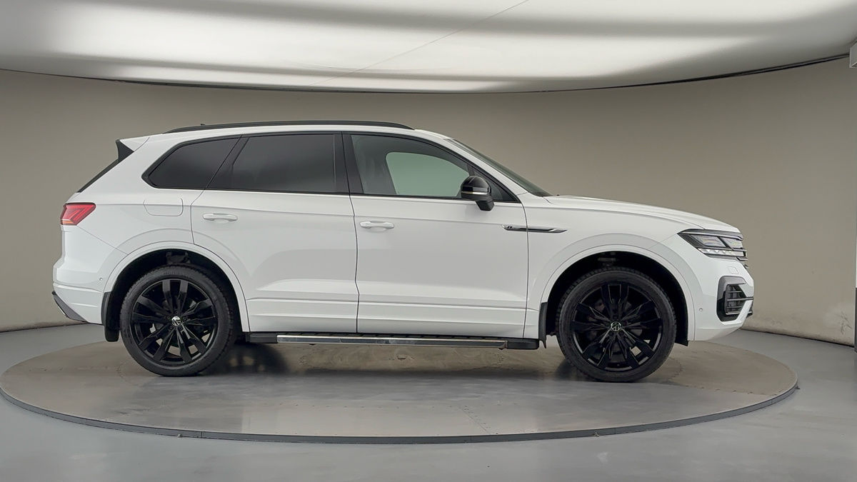 More views of Volkswagen Touareg