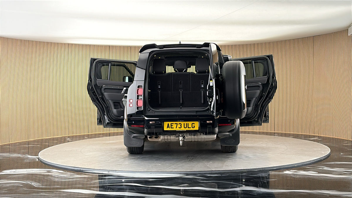 More views of Land Rover Defender 130