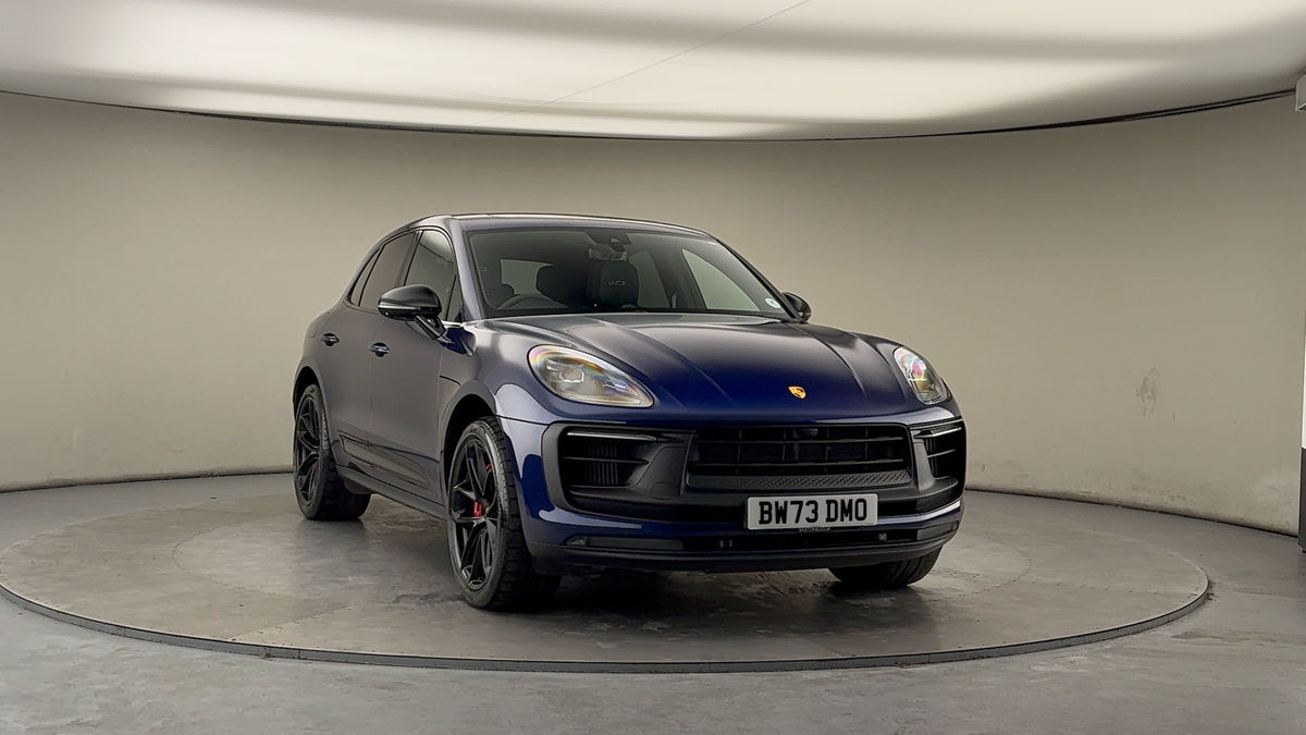 More views of Porsche Macan
