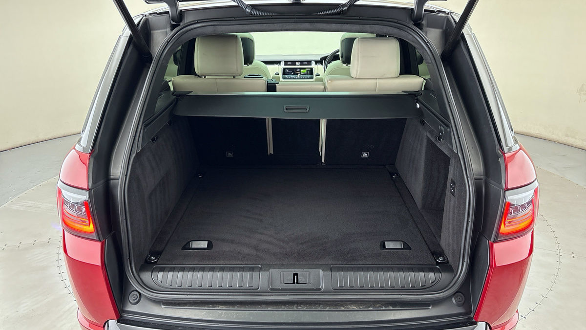 Land Rover Range Rover Sport Image 11