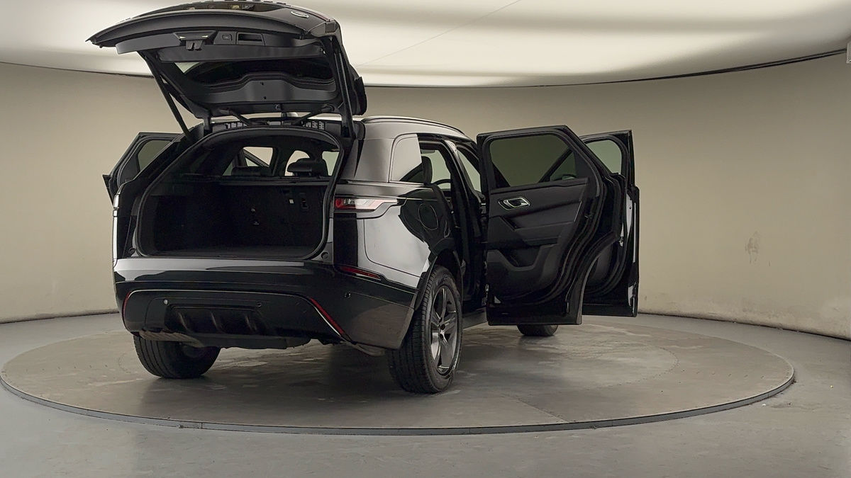 More views of Land Rover Range Rover Velar