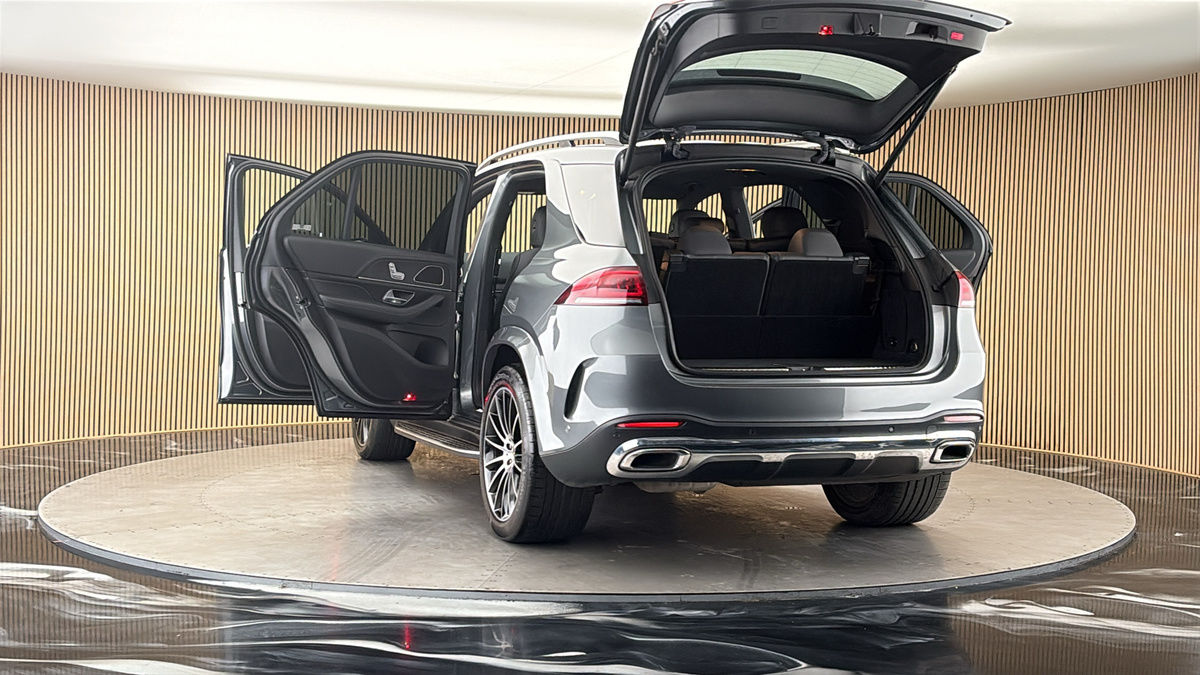 More views of Mercedes-Benz GLE