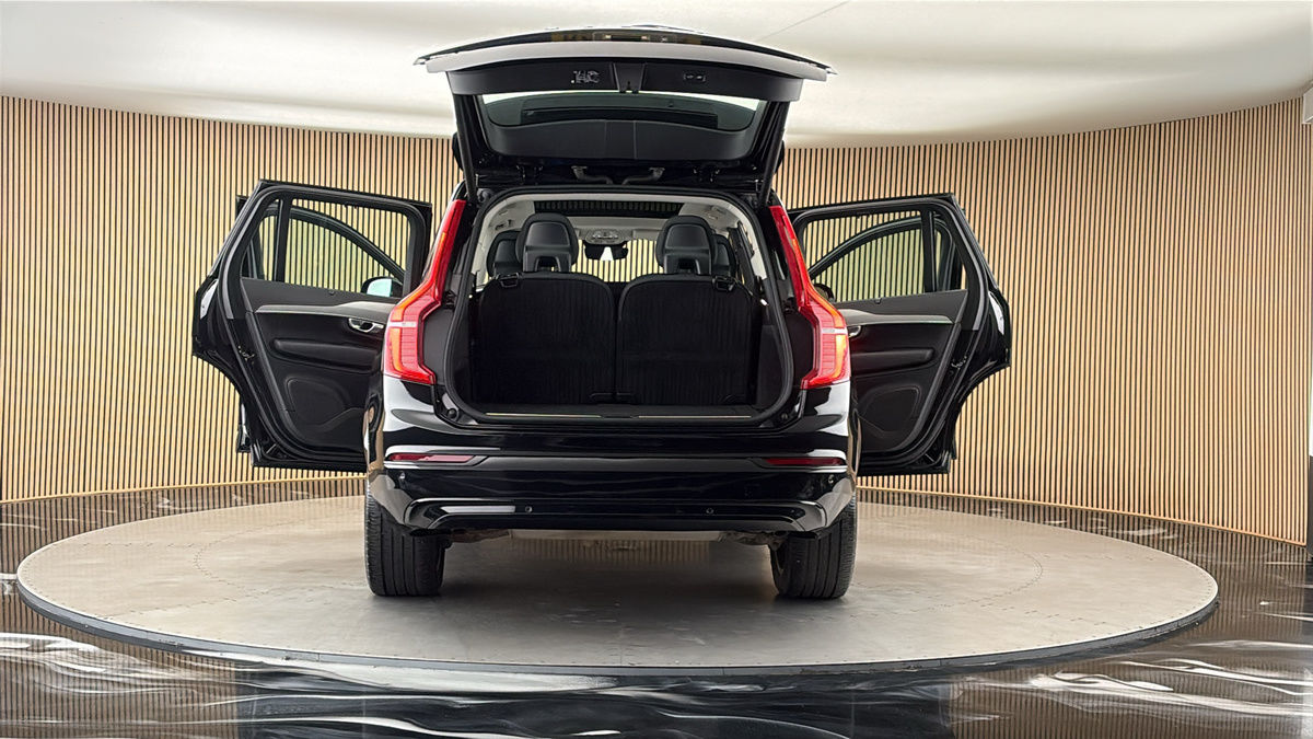 More views of Volvo XC90