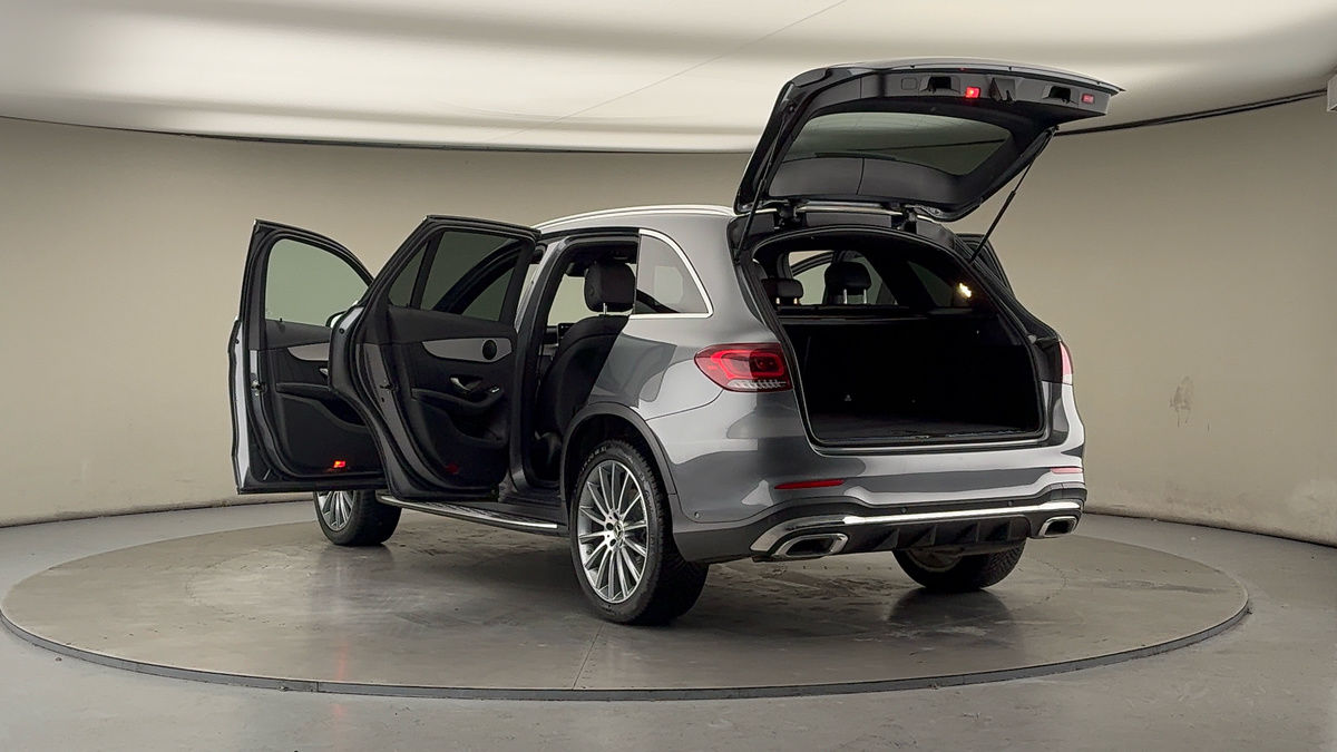 Mercedes-Benz GLC Image 23