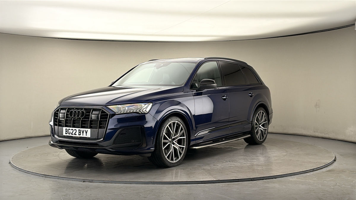 More views of Audi Q7