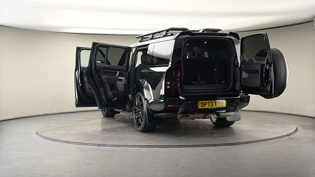 More views of Land Rover Defender 130