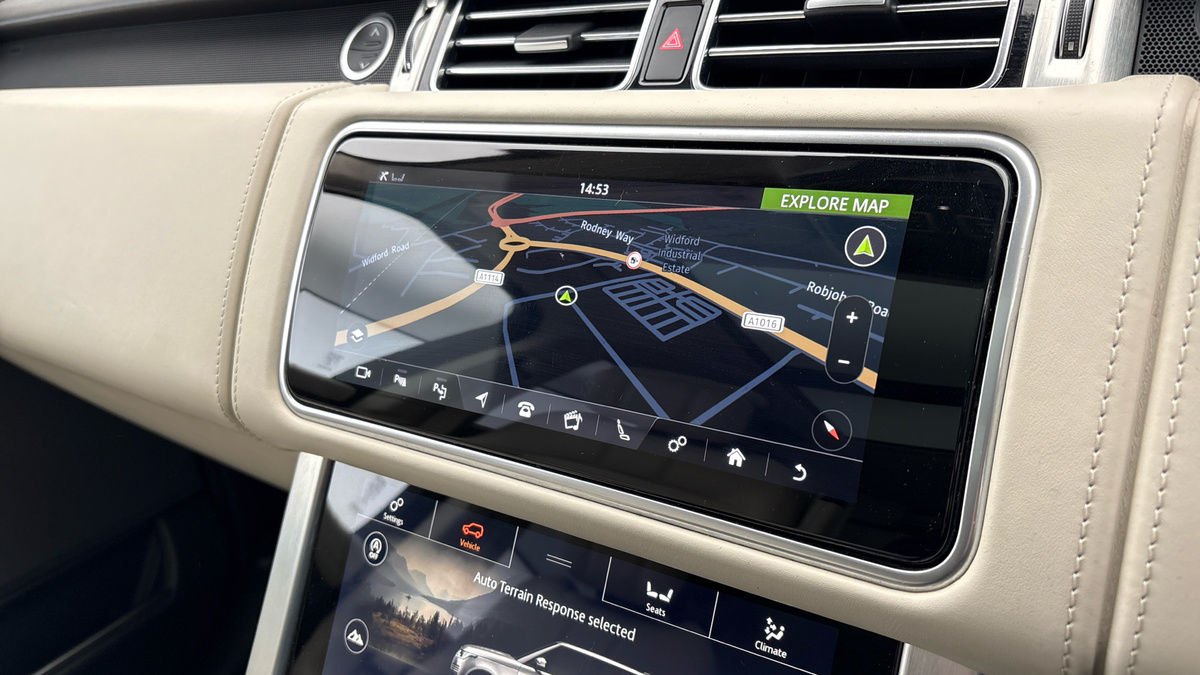 Land Rover Range Rover Image 17