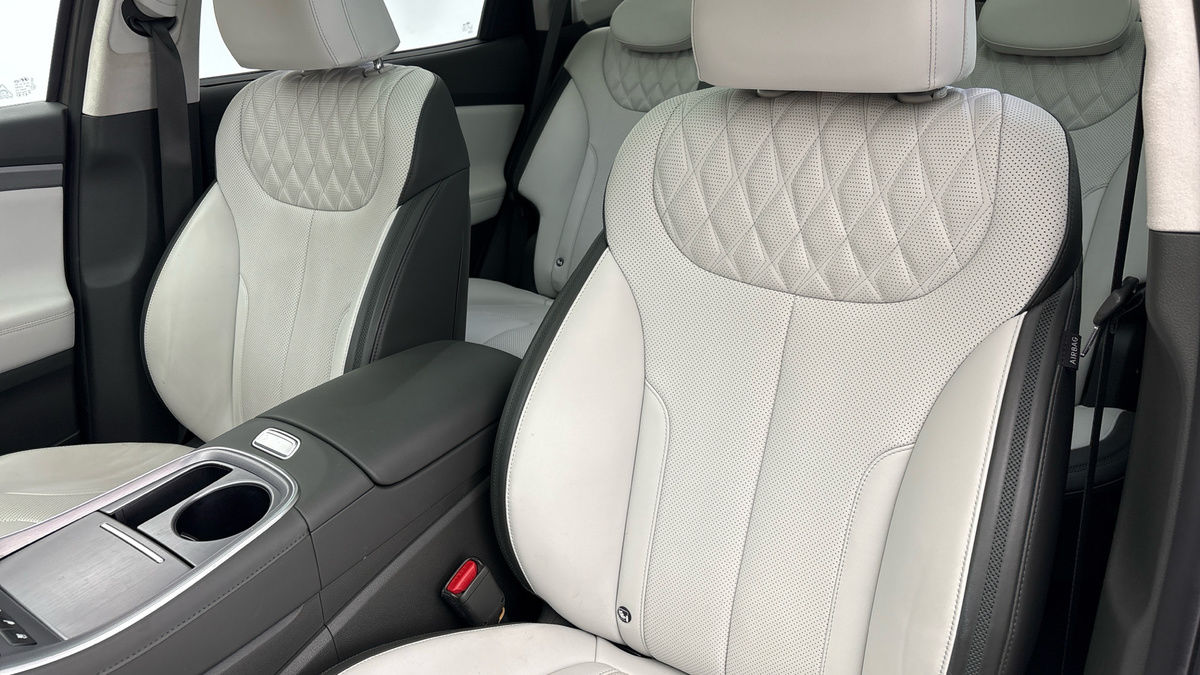 Hyundai Santa Fe Image 7