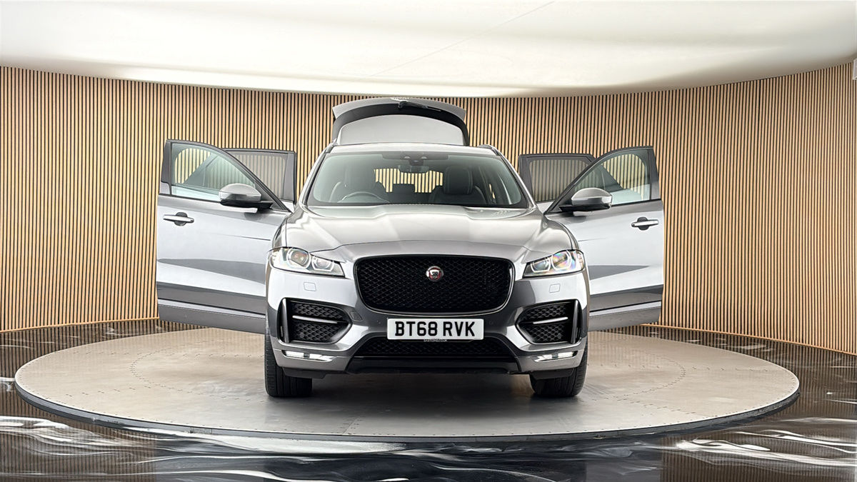 More views of Jaguar F-PACE