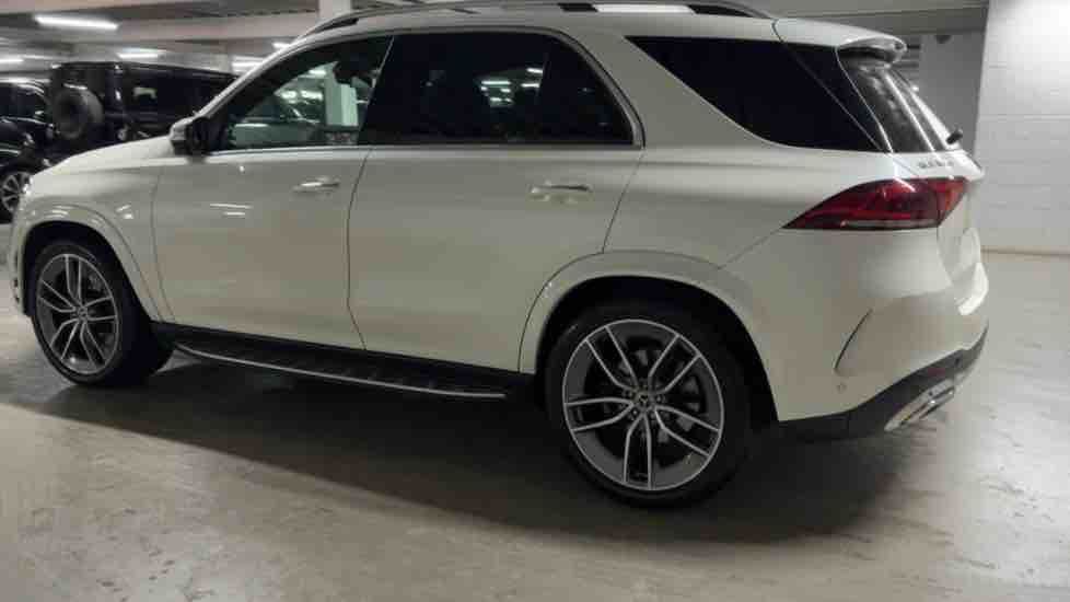 More views of Mercedes-Benz GLE