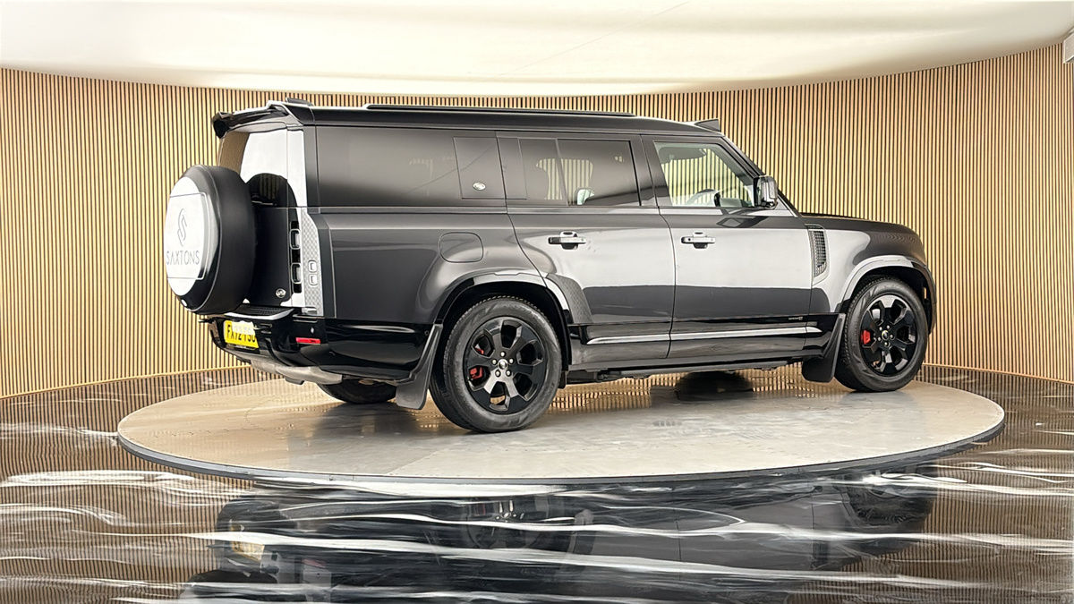 More views of Land Rover Defender 130