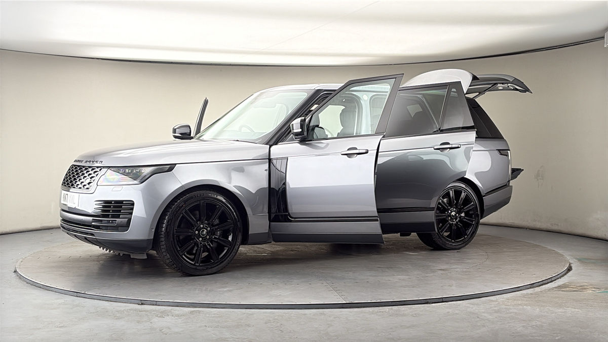 More views of Land Rover Range Rover