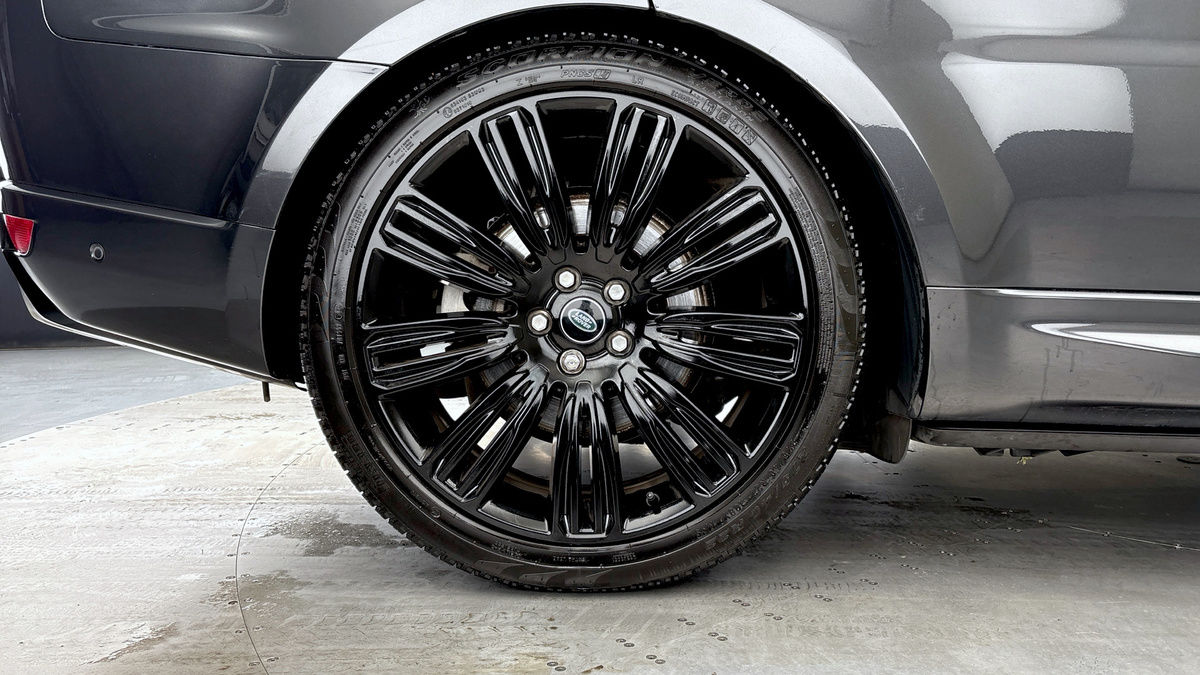 Land Rover Range Rover Sport Image 10