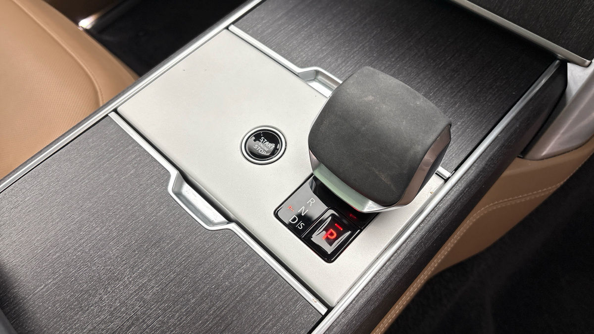 Land Rover Range Rover Image 28