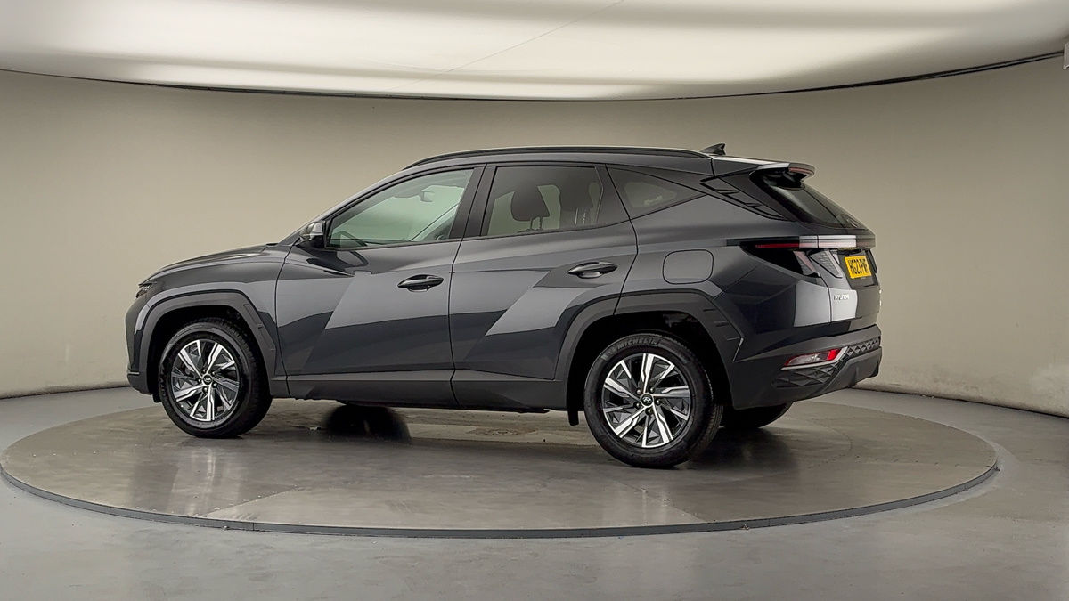 More views of Hyundai TUCSON
