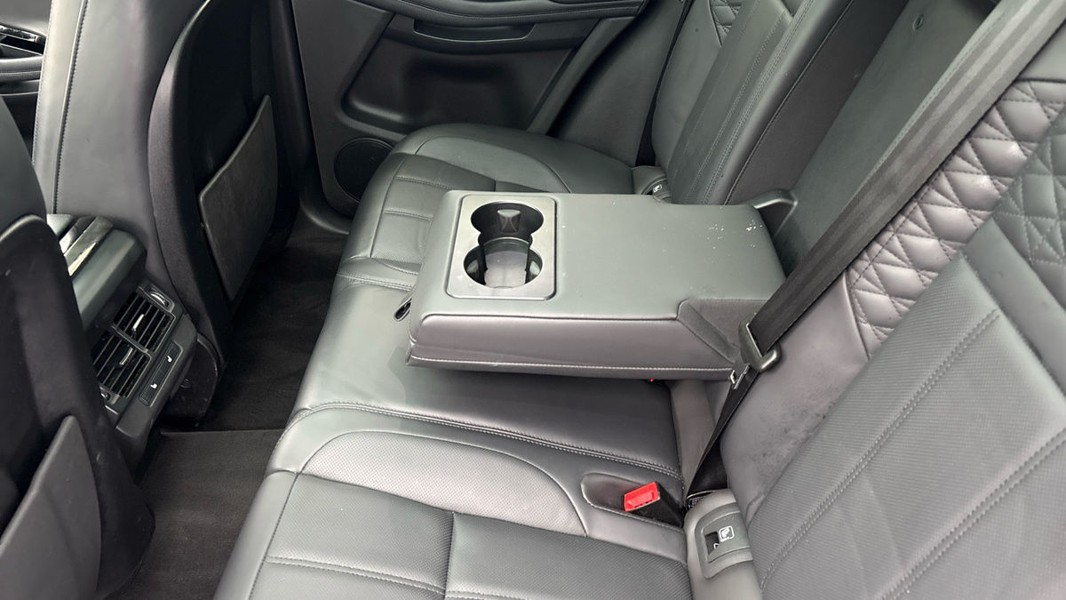 Land Rover Range Rover Evoque Image 9