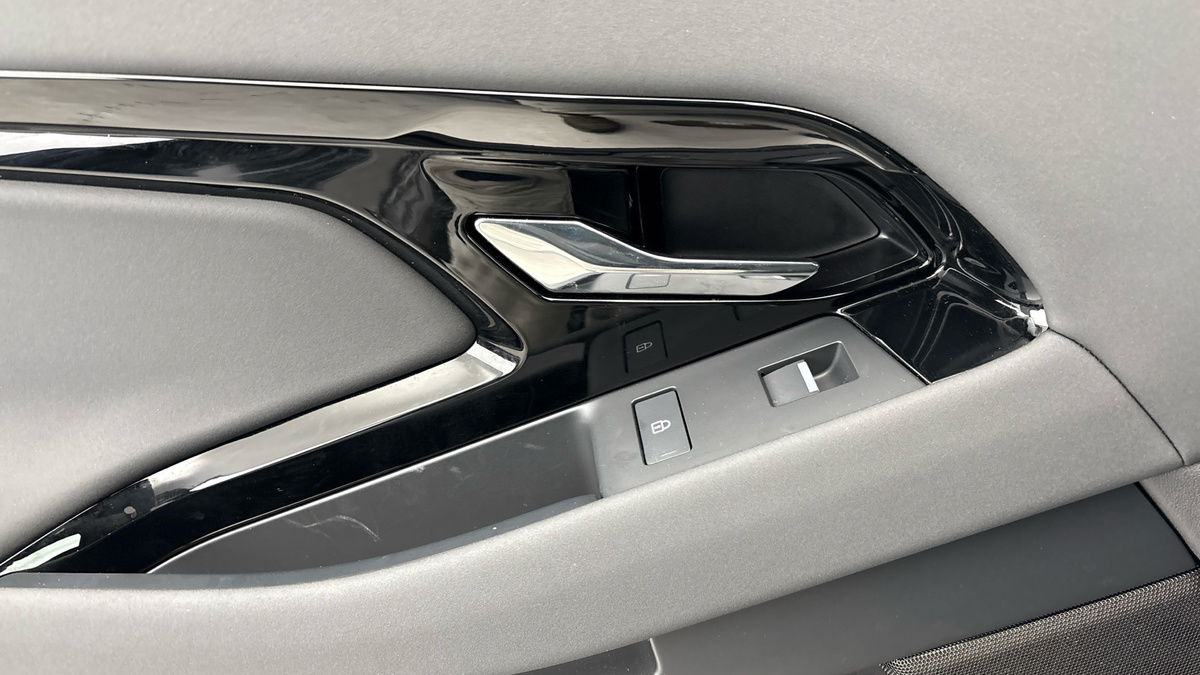 Land Rover Range Rover Evoque Image 19