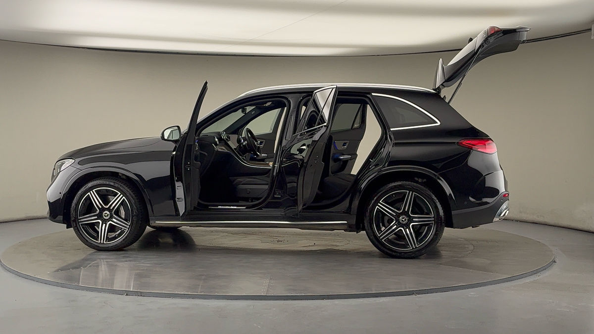 More views of Mercedes-Benz GLC
